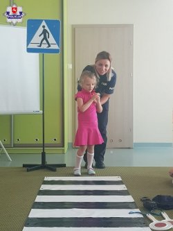 Policjanci na spotkaniu z przedszkolakami