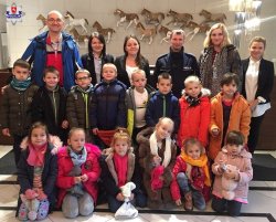 Dzielnicowy z wizytą u przedszkolaków