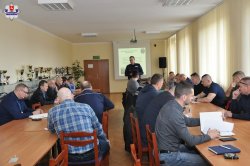 Spotkanie bialskich policjantów z przedstawicielami klubów sportowych