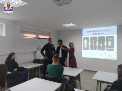 Spotkanie policjantów z uczniami