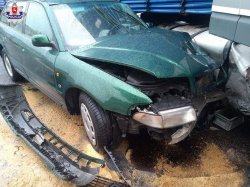 uszkodzony samochód