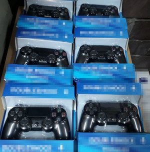 zabezpieczone przez policjantów PAD-y