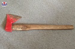 zabezpieczona siekiera