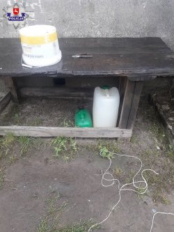 zabezpieczone kanistry