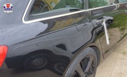 bok uszkodzonego auta