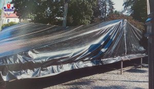 uszkodzona scena artystyczna