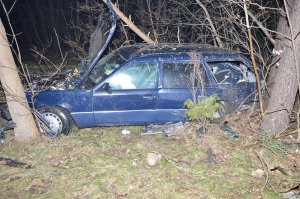 uszkodzony samochód