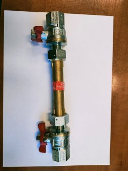 element hydrauliczny z zaworami