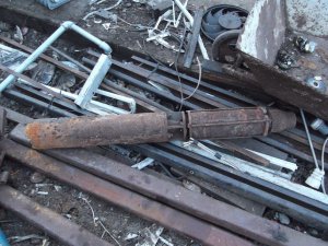 odzyskane przedmioty metalowe