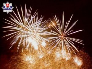 fajerwerki na niebie