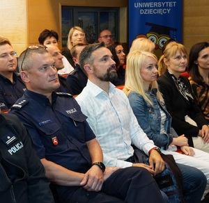 Komendant Miejski Policji w Białej Podlaskie, Prezydent Miasta Biała Podlaska oraz inny uczestnicy debaty