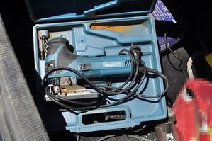 elektronarzędzia w skrzynce