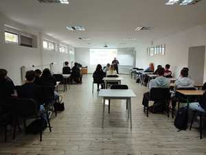 Uczestnicy szkolenia na sali