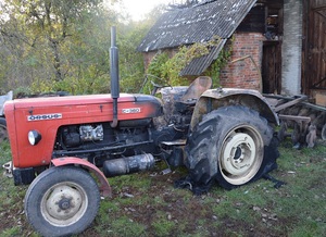 uszkodzony ciągnik