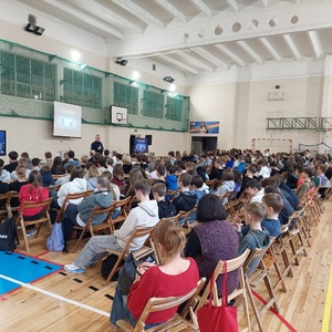 uczestnicy spotkania podczas pogadanki