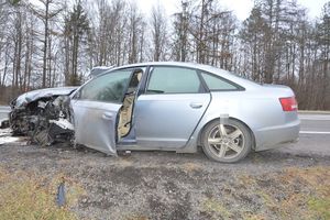 uszkodzony samochód