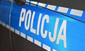 napis Policja na radiowozie