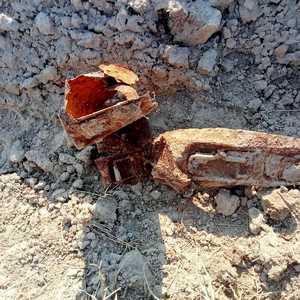 skorodowana amunicja na polu